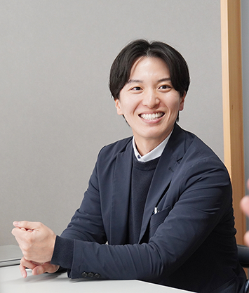 採用情報